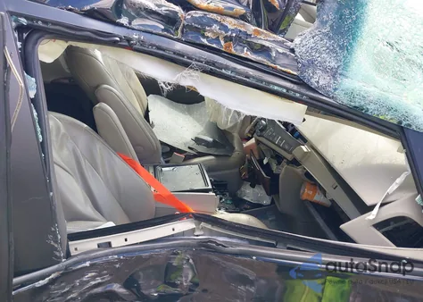 2014 Toyota Sienna Xle V6 8 Passenger from USA, damaged, VIN 5TDYK3DC7ES450414